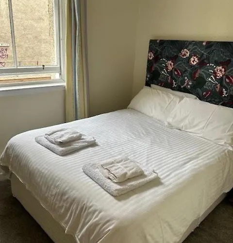 Royal Mile Tron Square 3 Double Bedrooms Fantastic Location Parking